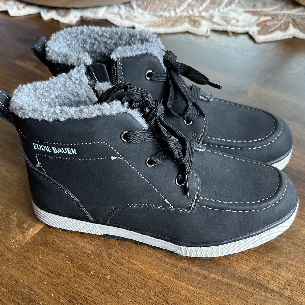 Eddie Bauer Gray Faux Fur Lined Boots